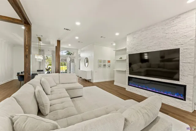 $890,000 | 13604 Paddington Lane, Baton Rouge, LA 70810