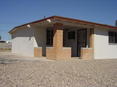 1226 West Kleindale Road Tucson, AZ 85705 - Photo 2 of 2