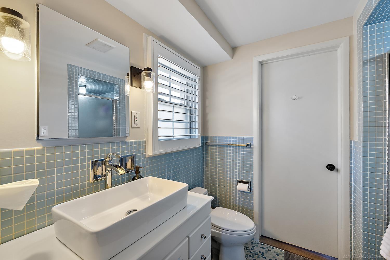 919 Ballantyne Road Grosse Pointe, MI 48236 - Photo 32 of 56 50168943-79094918-6b16-4c01-89db-cb7880b21422.JPG