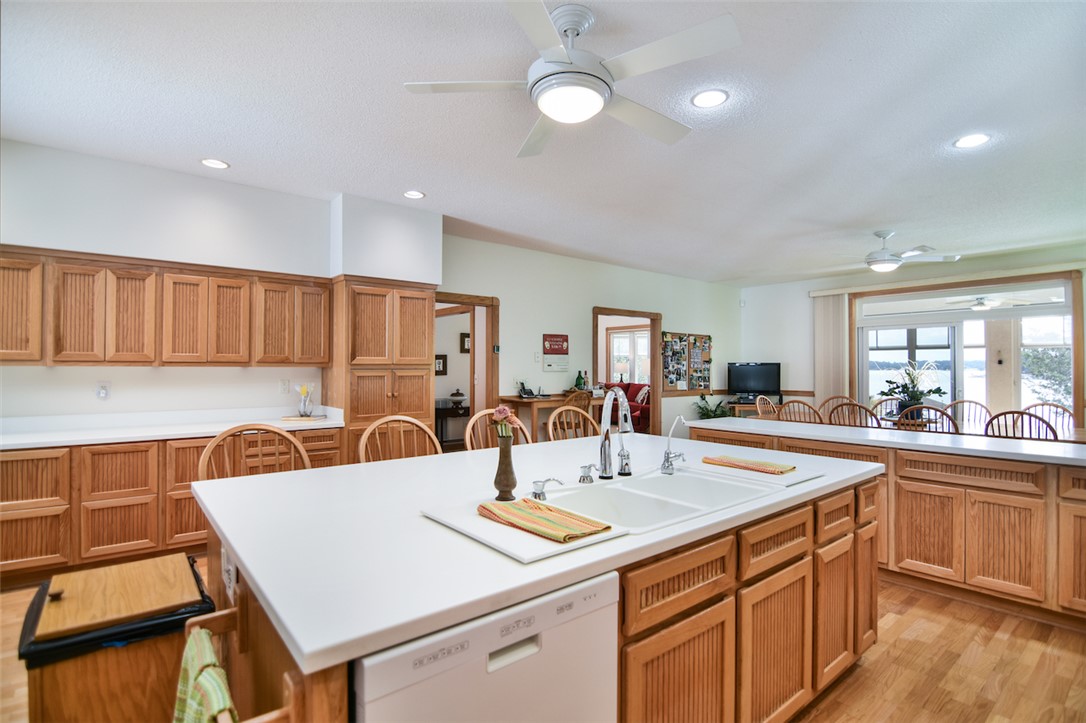 128 Sunset Bay Boulevard Seneca, SC 29672 - Photo 15 of 50