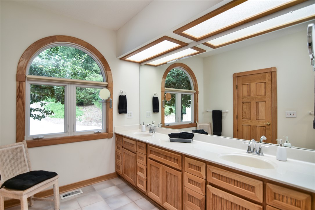 128 Sunset Bay Boulevard Seneca, SC 29672 - Photo 24 of 50