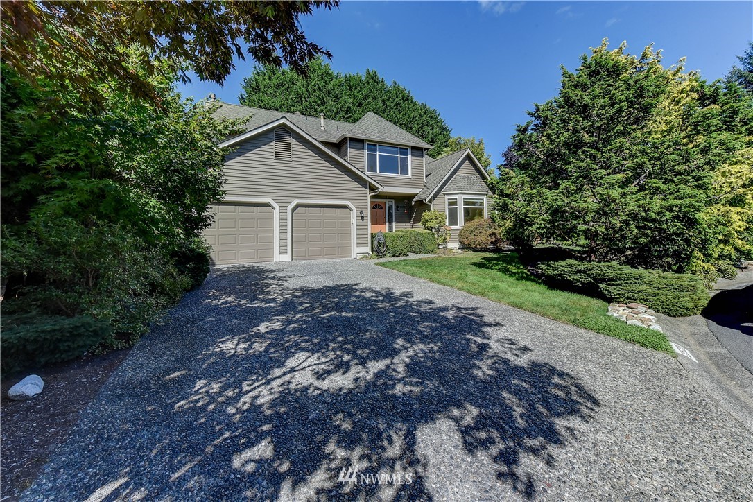 2529 181st Place Southeast Bothell, WA 98012 - Photo 2 of 27 Gallery Image 2