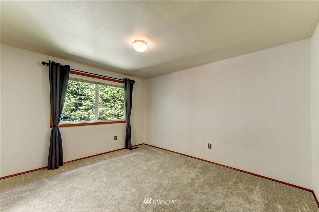 2529 181st Place Southeast Bothell, WA 98012 - Photo 18 of 27 Gallery Image 18