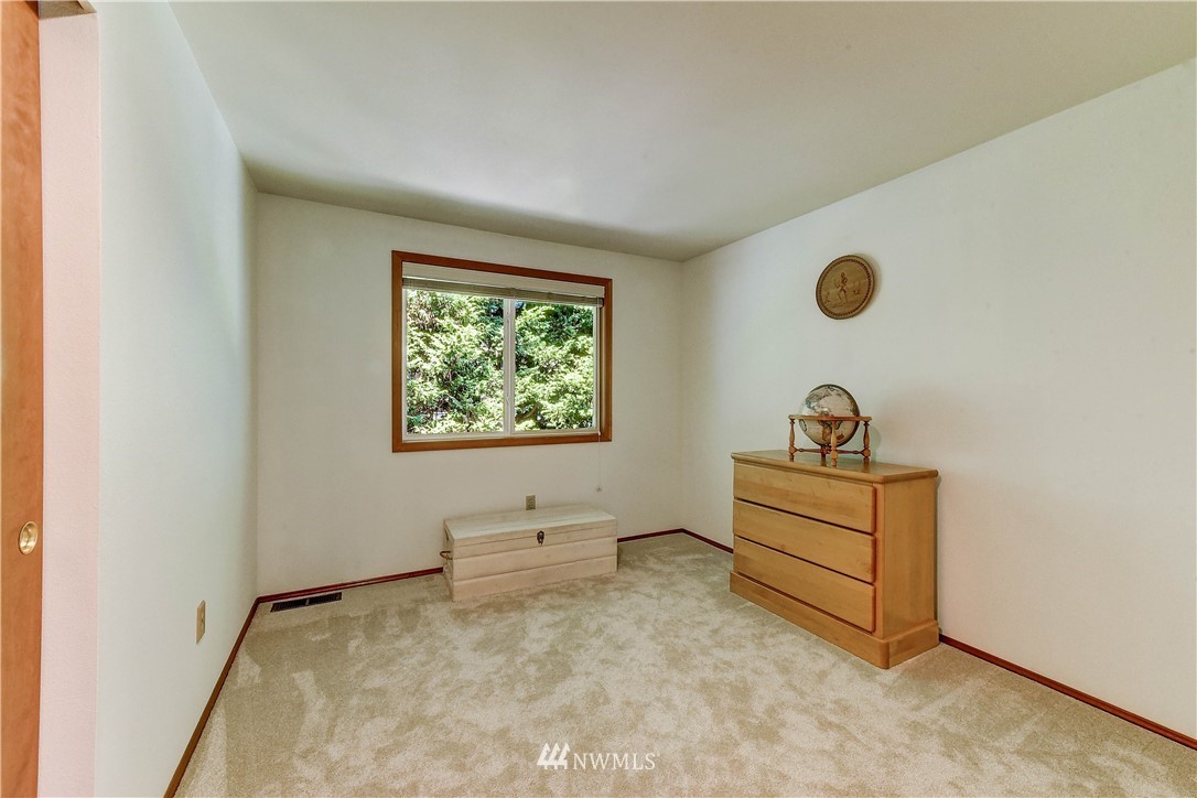 2529 181st Place Southeast Bothell, WA 98012 - Photo 21 of 27 Gallery Image 21