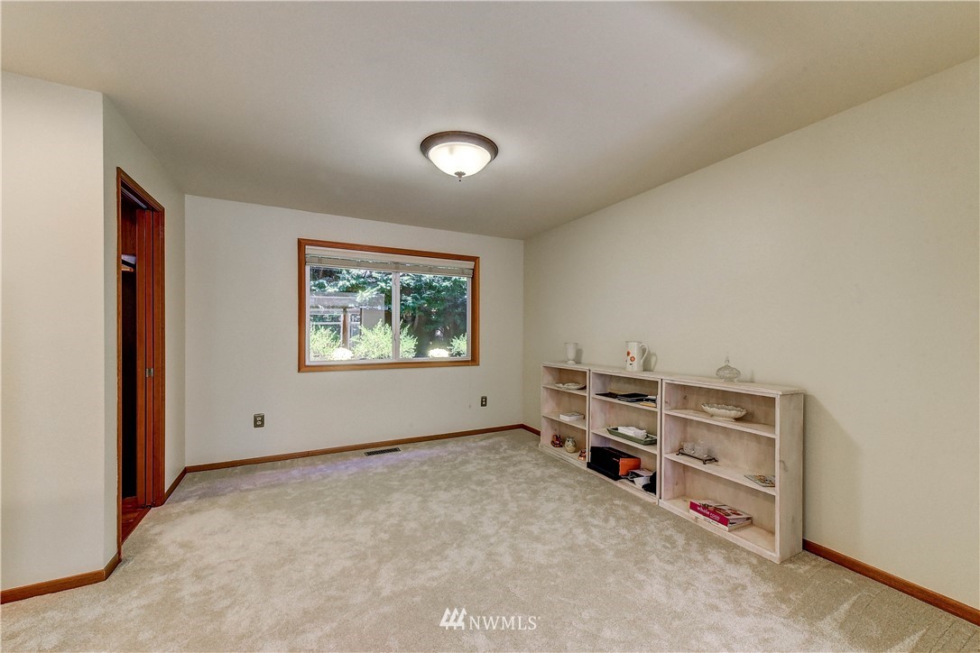 2529 181st Place Southeast Bothell, WA 98012 - Photo 6 of 27 Gallery Image 6