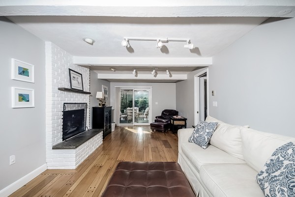 79 Crabtree Road Concord, MA 01742 - Photo 10 of 27 Gallery Image 10