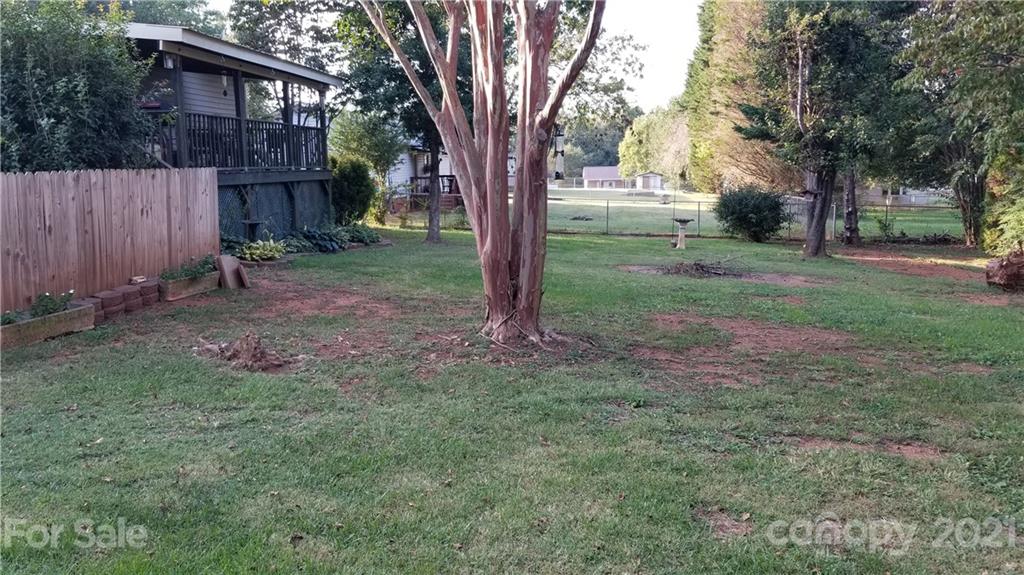 2142 Rover Street Newton, NC 28658 - Photo 11 of 48 Gallery Image 11