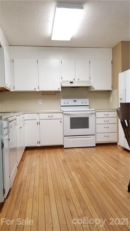 2142 Rover Street Newton, NC 28658 - Photo 3 of 48 Gallery Image 3