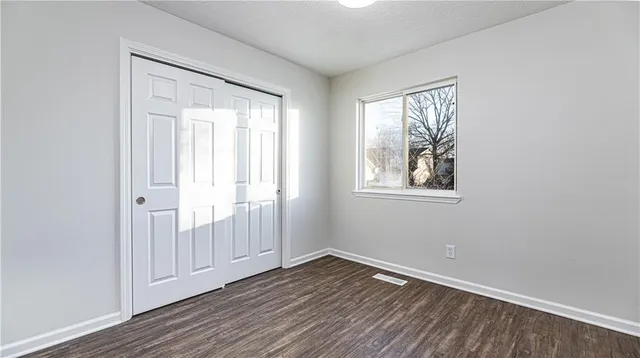 $408,000 | 9212 Constance Street, Lenexa, KS 66215