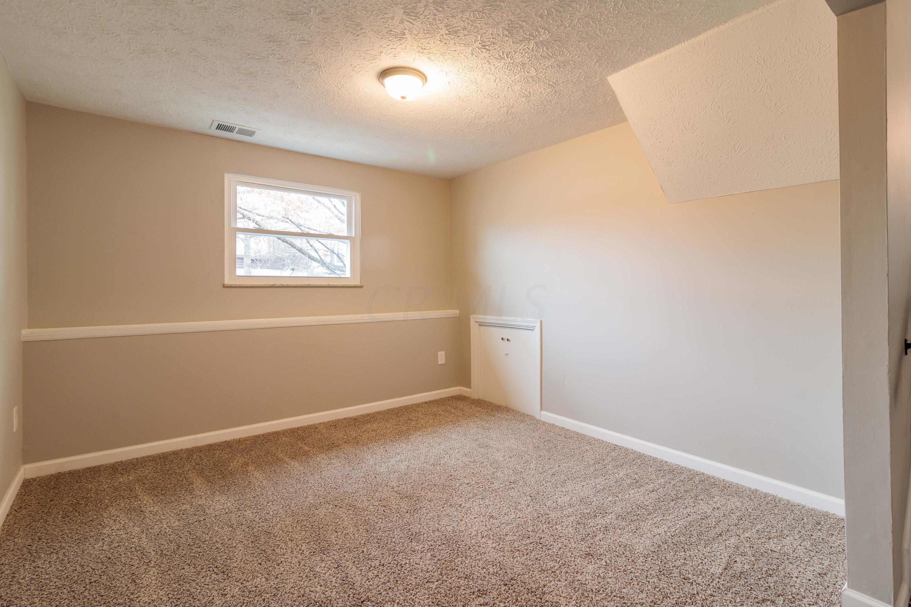 3387 Rudon Lane Columbus, OH 43204 - Photo 27 of 31 Gallery Image 27