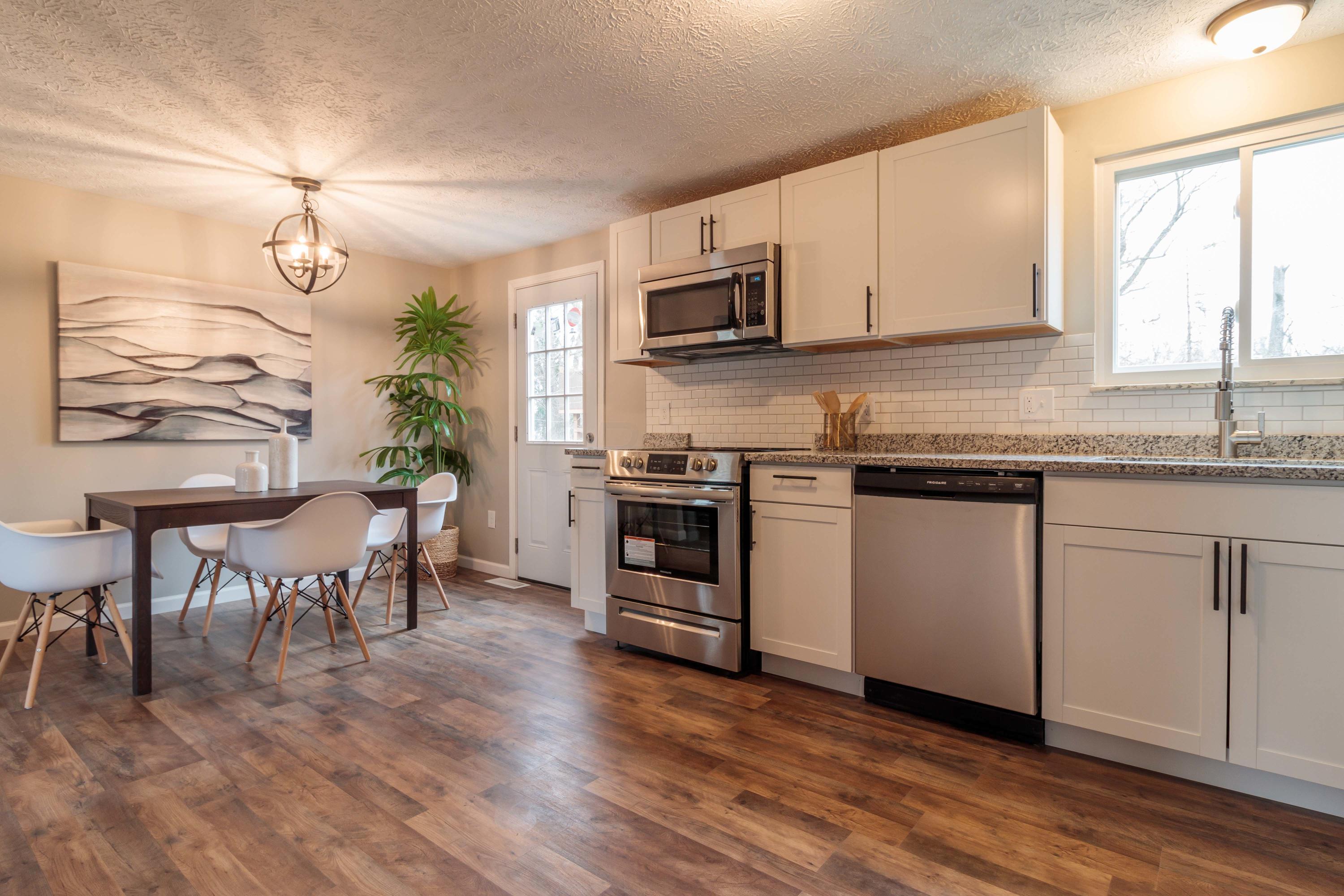 3387 Rudon Lane Columbus, OH 43204 - Photo 8 of 31 Gallery Image 8