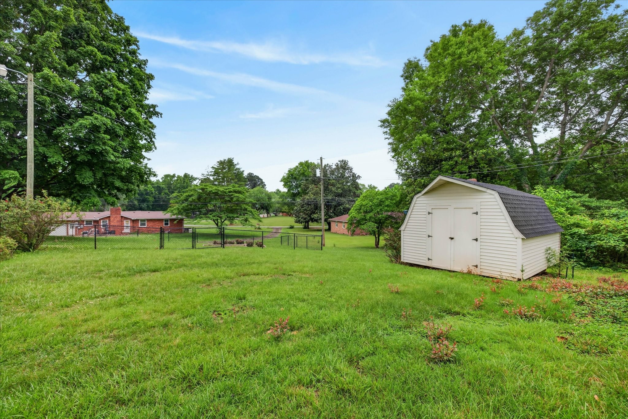 306 Locust Road Clarksville, TN 37043 - Photo 37 of 39