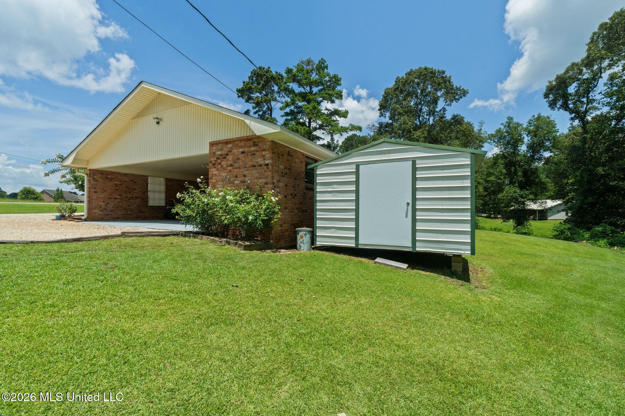 606 Pierce Road Columbia, MS 39429 - Photo 32 of 37 606_Pierce_Rd-36