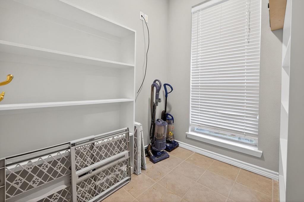 7811 Double Oaks Road Athens, TX 75752 - Photo 10 of 40