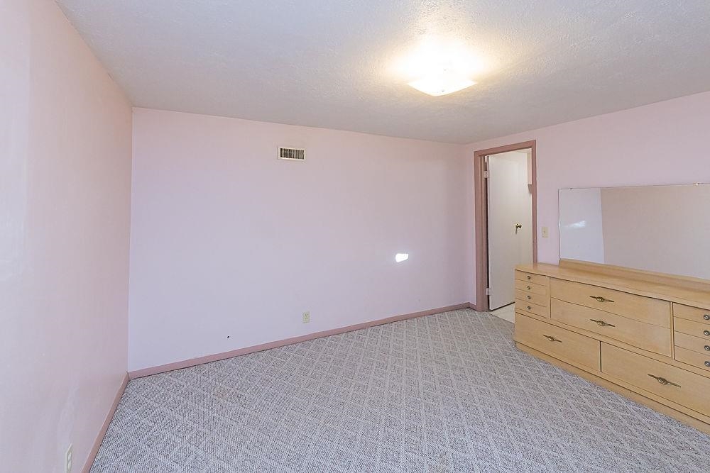 902 Valley Street Rock Springs, WY 82901 - Photo 37 of 41