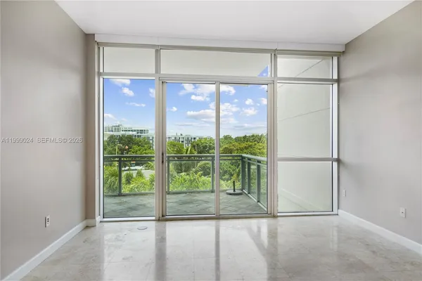 $7,200 | 1090 Northwest N River Drive, Unit 402, Miami, FL 33136