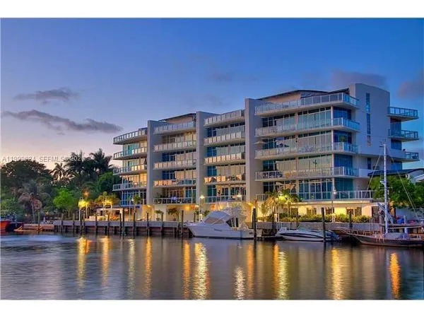 $7,200 | 1090 Northwest N River Drive, Unit 402, Miami, FL 33136