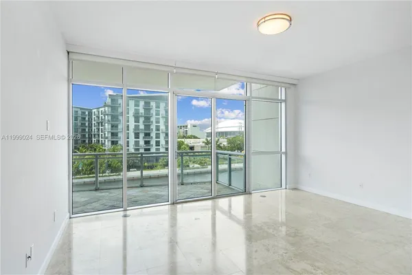 $7,200 | 1090 Northwest N River Drive, Unit 402, Miami, FL 33136