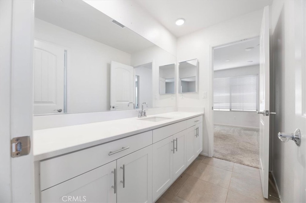 938 West Jasmine Way Rialto, CA 92376 - Photo 26 of 30