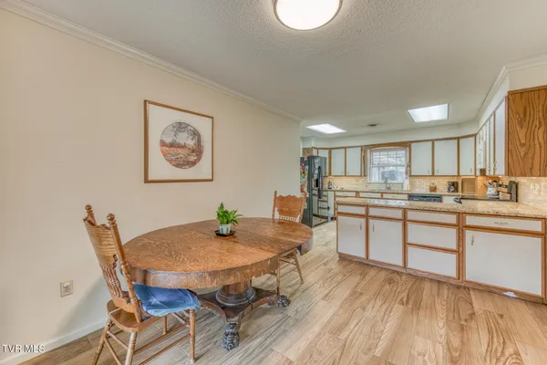 $535,000 | 305 Overbrook Drive, Bristol, TN 37620
