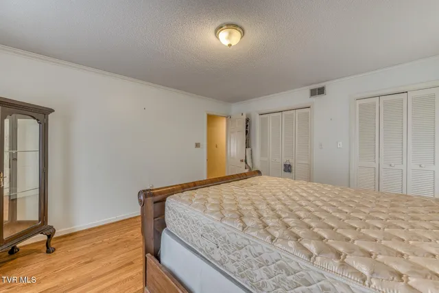 $535,000 | 305 Overbrook Drive, Bristol, TN 37620