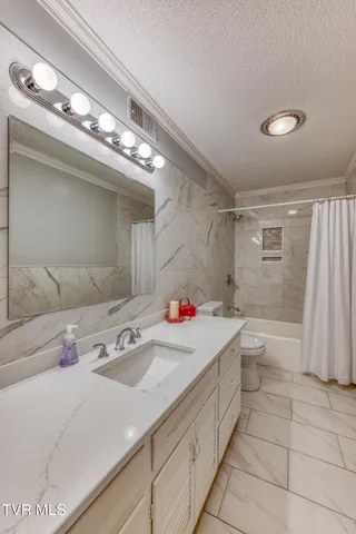 $535,000 | 305 Overbrook Drive, Bristol, TN 37620