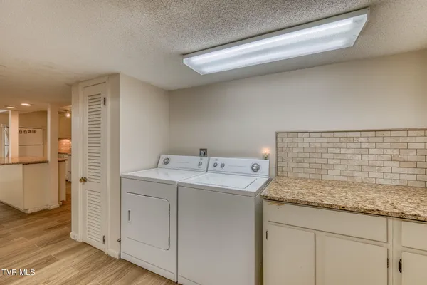 $535,000 | 305 Overbrook Drive, Bristol, TN 37620