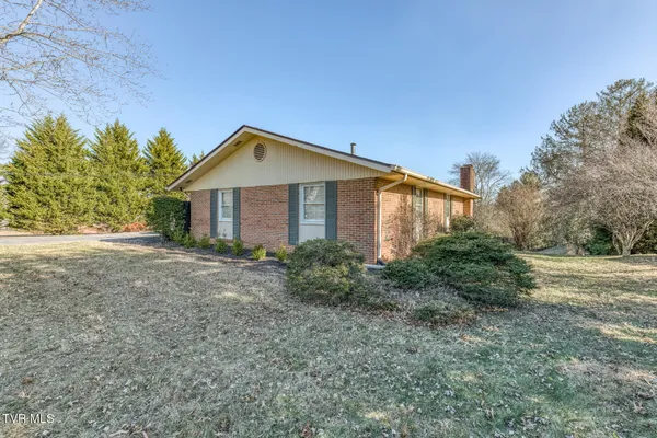 $535,000 | 305 Overbrook Drive, Bristol, TN 37620