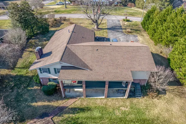 $535,000 | 305 Overbrook Drive, Bristol, TN 37620