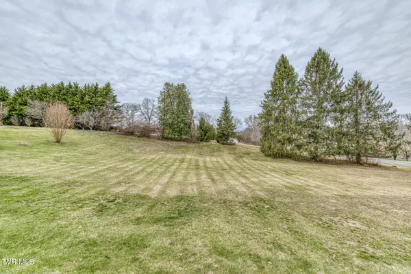 $535,000 | 305 Overbrook Drive, Bristol, TN 37620