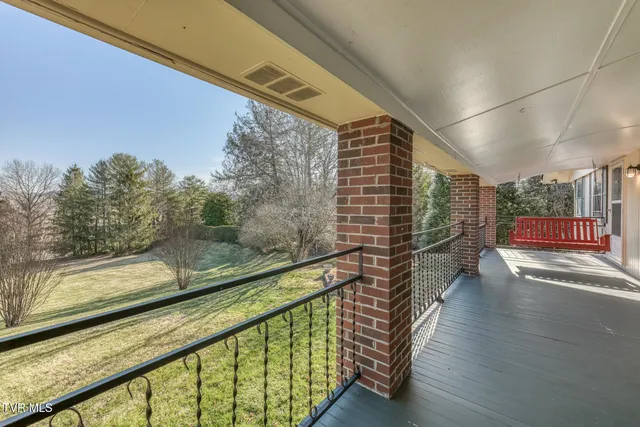 $535,000 | 305 Overbrook Drive, Bristol, TN 37620
