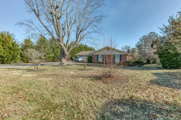 $535,000 | 305 Overbrook Drive, Bristol, TN 37620