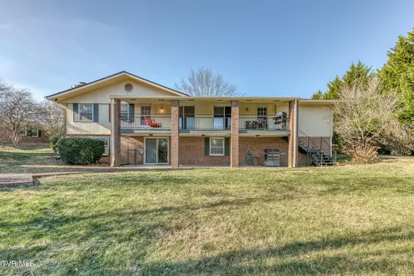 $535,000 | 305 Overbrook Drive, Bristol, TN 37620
