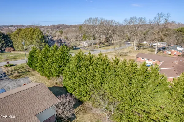 $535,000 | 305 Overbrook Drive, Bristol, TN 37620