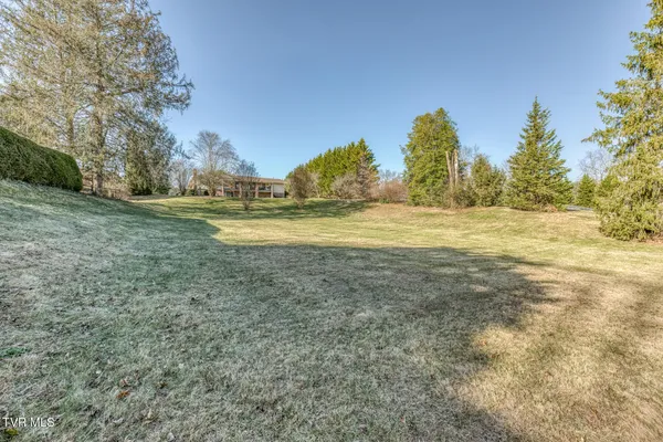 $535,000 | 305 Overbrook Drive, Bristol, TN 37620