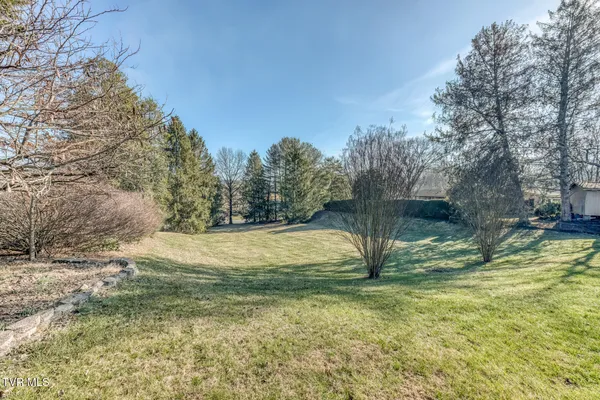 $535,000 | 305 Overbrook Drive, Bristol, TN 37620