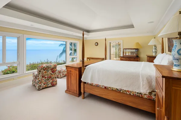 $17,000,000 | 121 Kapihaa Place, Lanai City, HI 96763