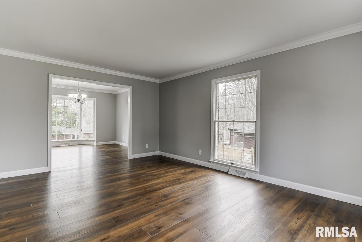9 Bridge Terrace Springfield, IL 62704 - Photo 32 of 49