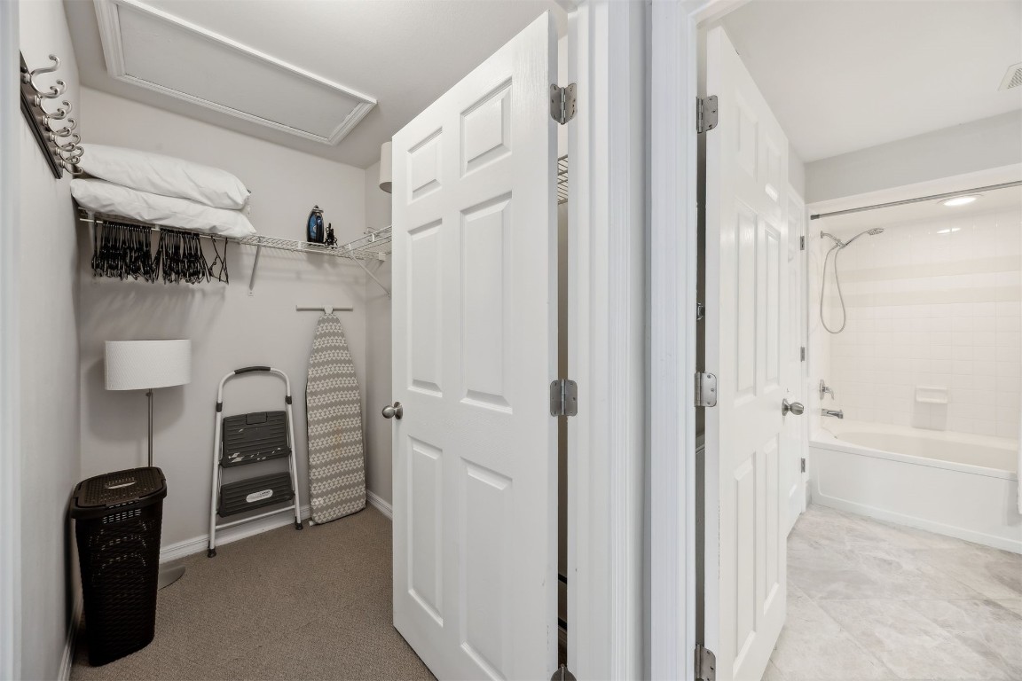 23583 Bahama Point, Unit 1521 Fernandina Beach, FL 32034 - Photo 13 of 34 Large Walk-In Closet!