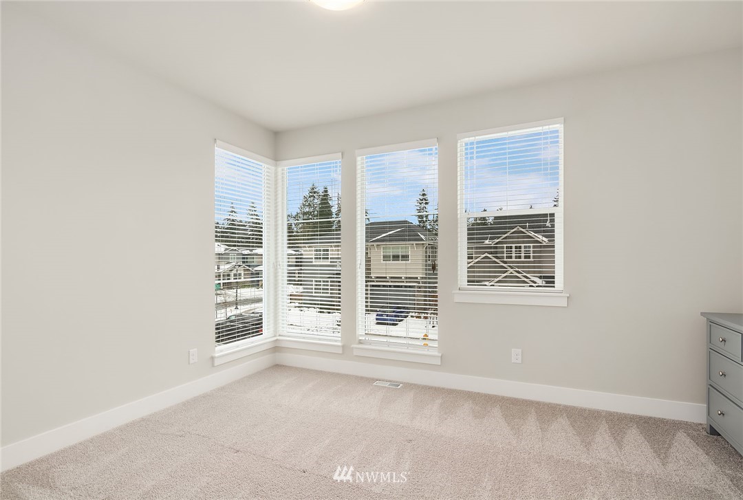 326 Graham Avenue Southeast Renton, WA 98059 - Photo 16 of 28