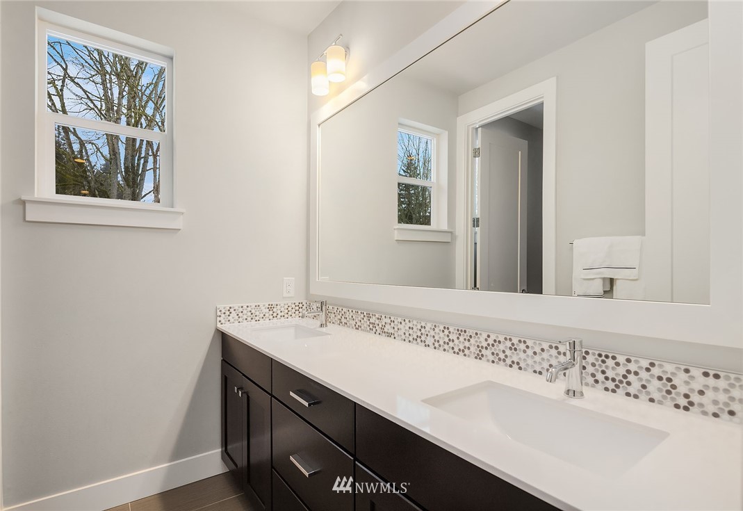 326 Graham Avenue Southeast Renton, WA 98059 - Photo 17 of 28
