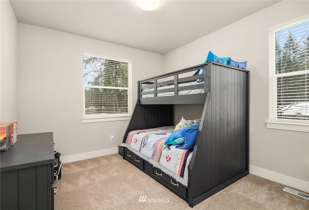 326 Graham Avenue Southeast Renton, WA 98059 - Photo 18 of 28