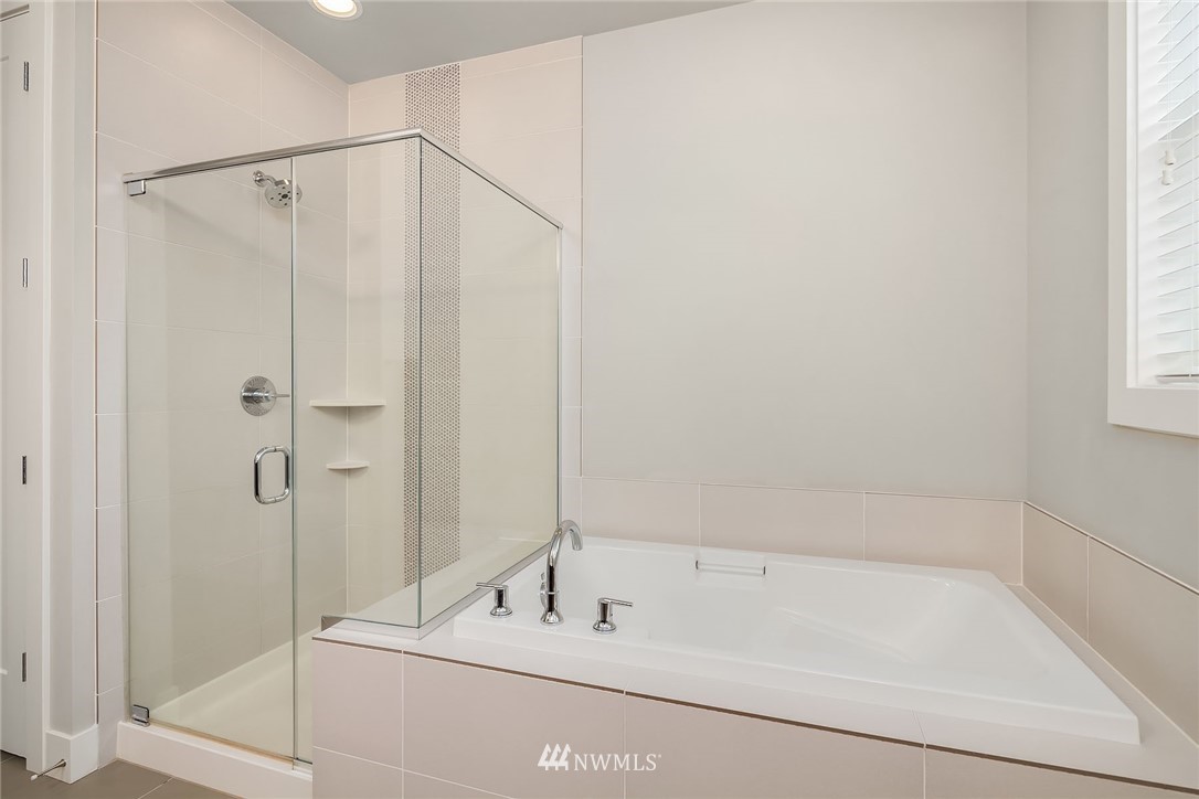 326 Graham Avenue Southeast Renton, WA 98059 - Photo 22 of 28