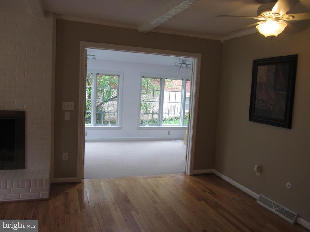 429 Haverhill Road Lancaster, PA 17601 - Photo 11 of 25