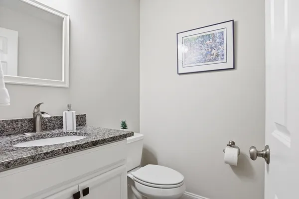 $789,000 | 215 Rangeway Road, Unit 11, Billerica, MA 01862