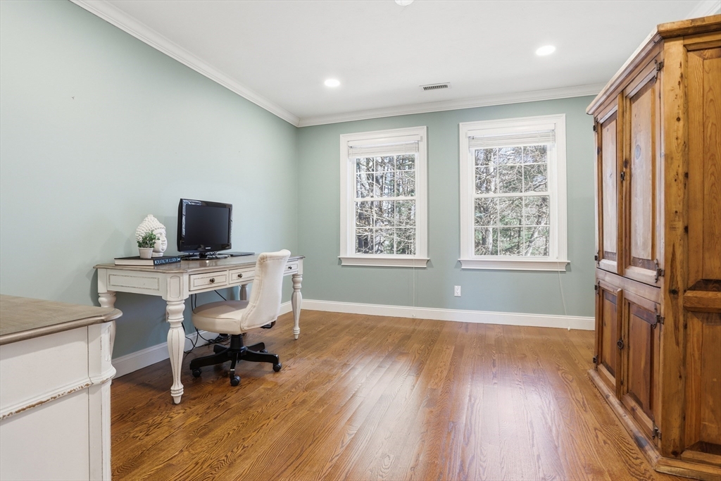 215 Rangeway Road, Unit 11 Billerica, MA 01862 - Photo 16 of 31