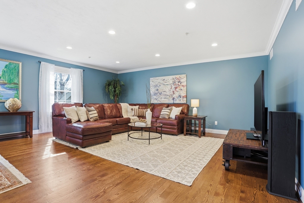 215 Rangeway Road, Unit 11 Billerica, MA 01862 - Photo 9 of 31