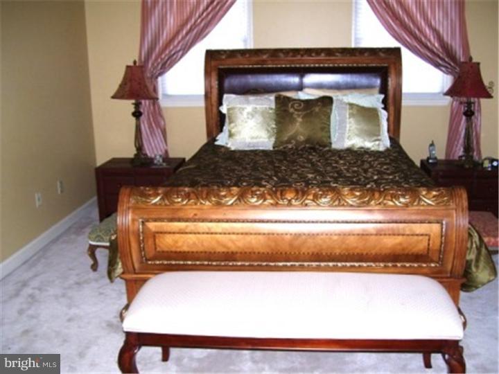 109 Grande Boulevard Sinking Spring, PA 19608 - Photo 14 of 21 Bedroom - Main
