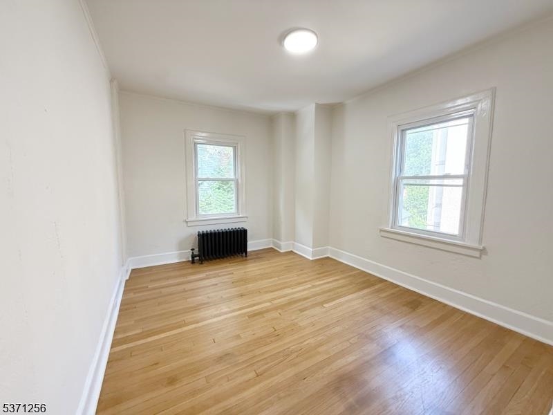 166 Washington Place Ridgewood, NJ 07450 - Photo 10 of 12