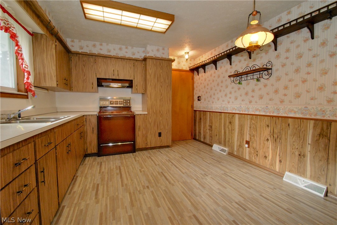 4303 Lane Road Perry, OH 44081 - Photo 9 of 35 Gallery Image 9
